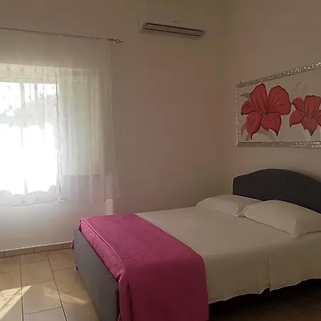 Bed & Breakfast La Pineta 3*